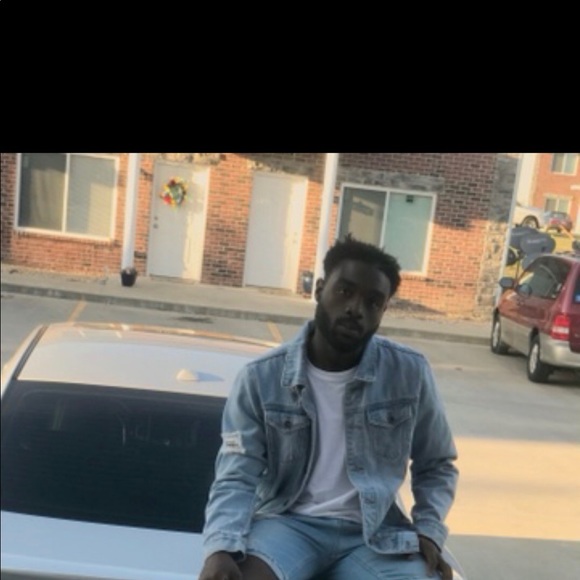 Meet your Posher, Jae'kwan - Picture 1 of 1